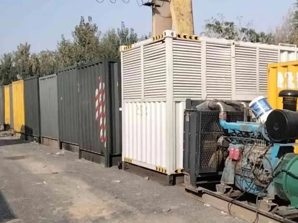 宁夏200KW柴油发电机机组每小时油耗是多少？
